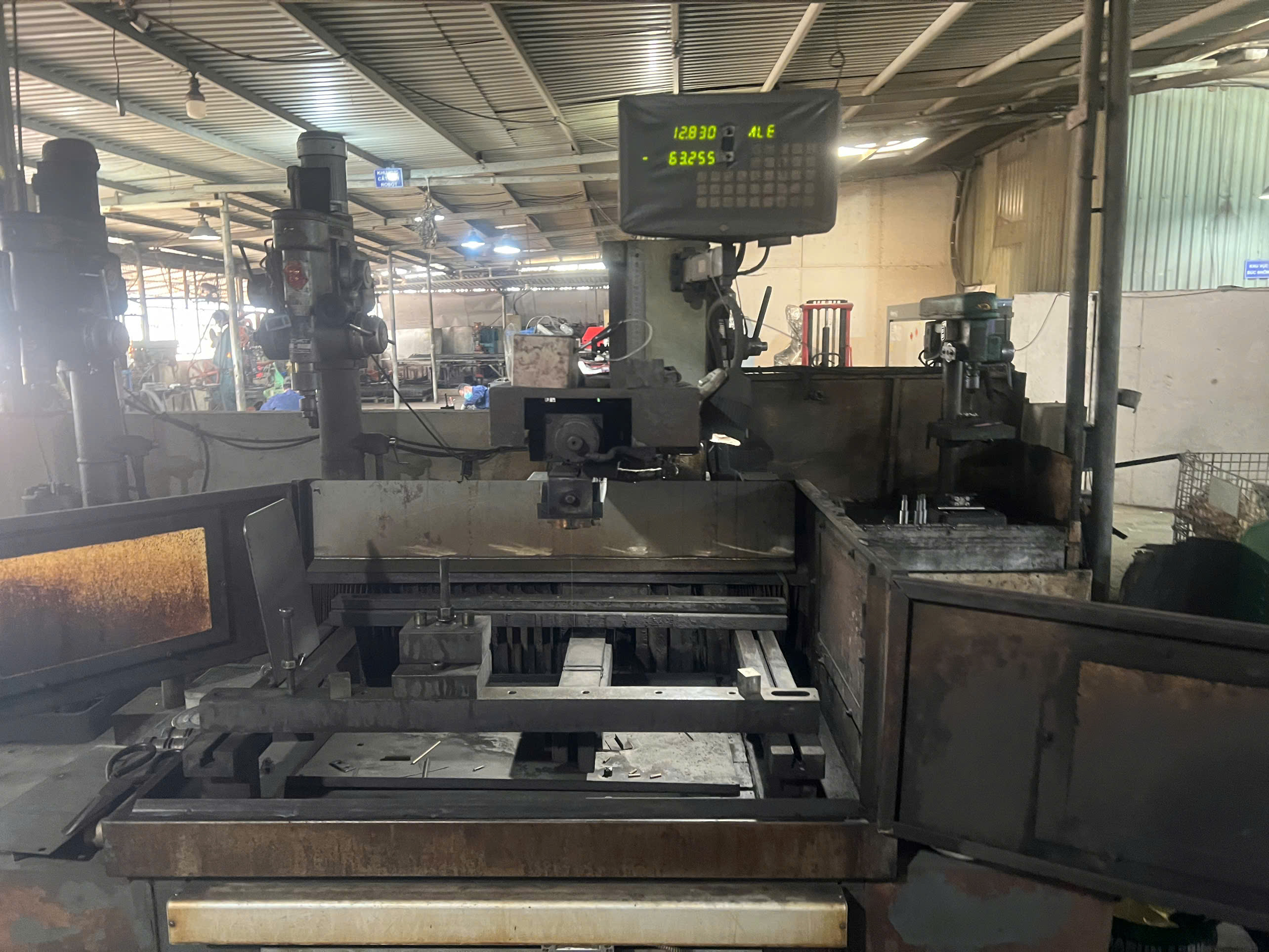 EDM Machine